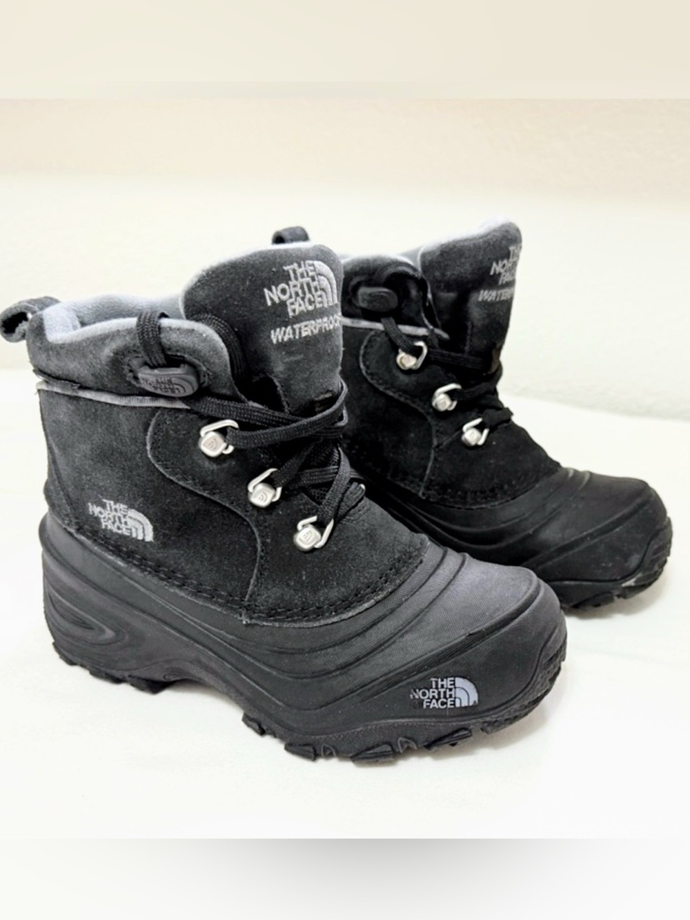 The North Face Waterproof Snow Boots Kids US 12 Black Winter